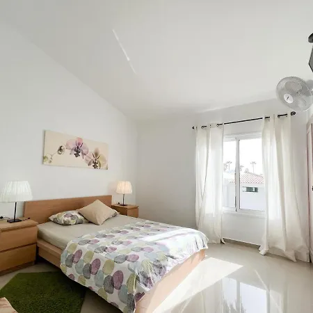 Island Village דירה *