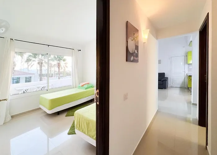 Island Village Appartement *