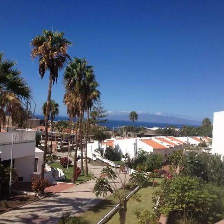 Island Village * Адехе