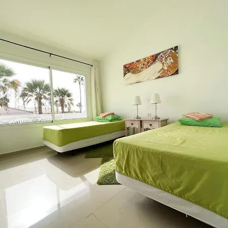 Apartament Island Village