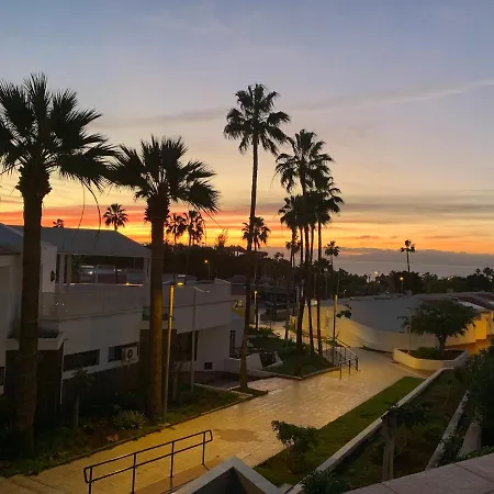 Apartament Island Village